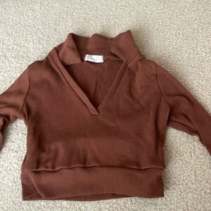 Cute brown long sleeve cropped top
